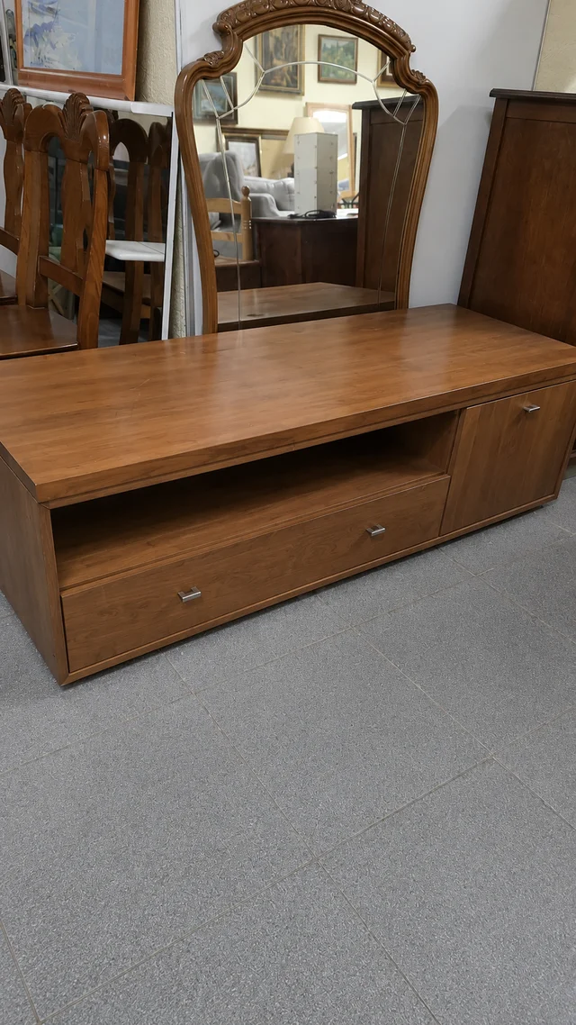 MUEBLE DE SALÓN DE MADERA